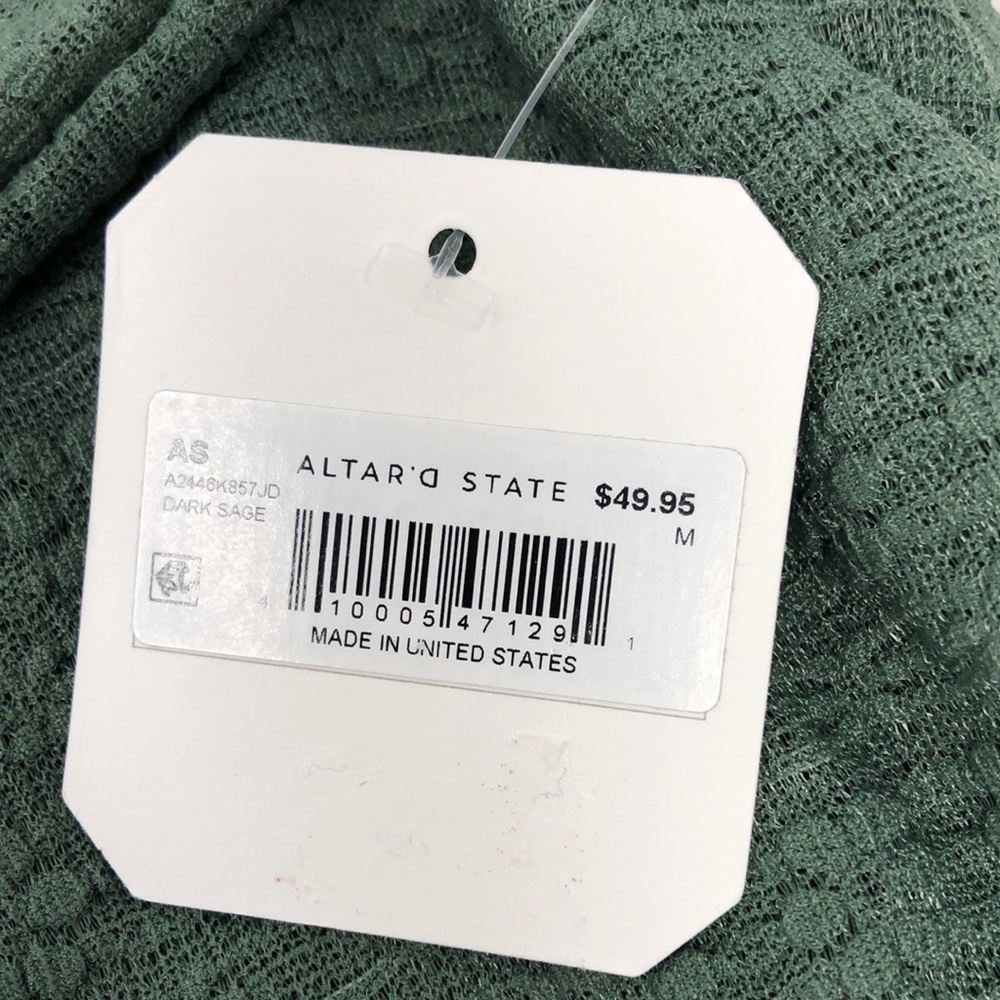 NEW Alter'd State Top Long Sleeve Lace Green Crop Ruched Sides Size Medium - Picture 6 of 13